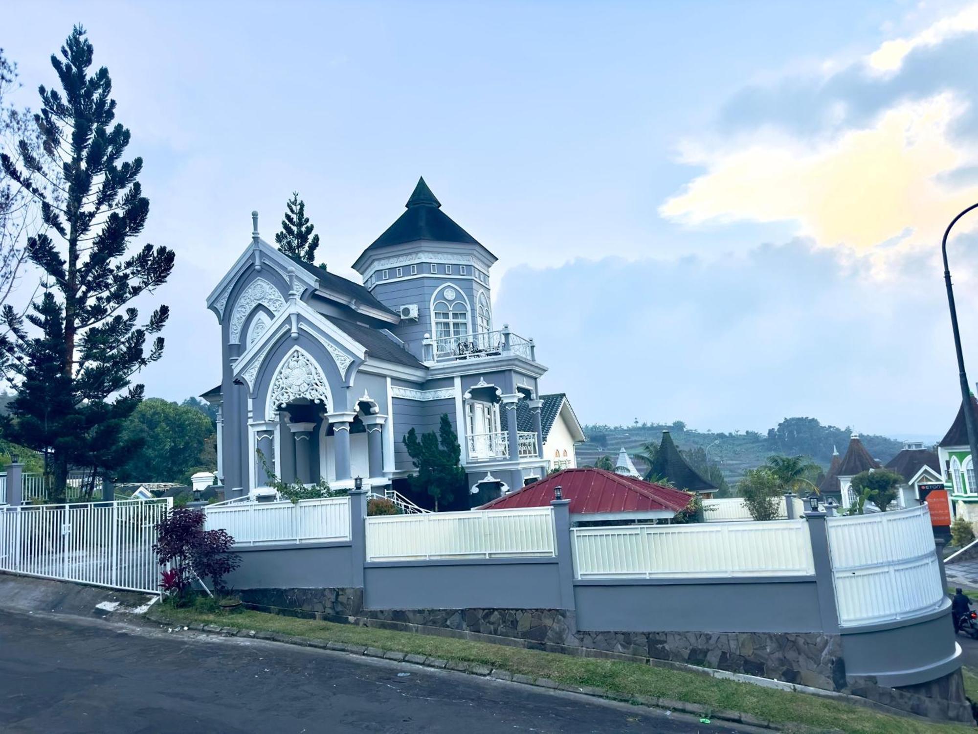 Eton Asia Villas-Kota Bunga Puncak Εξωτερικό φωτογραφία